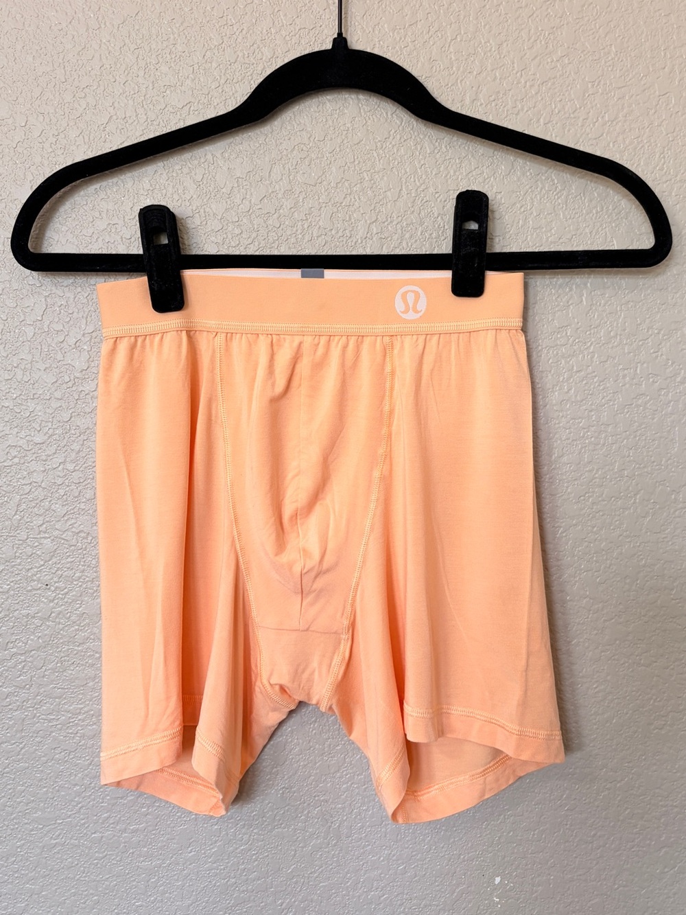 Lululemon Always In Motion
Boxers 5" Small - never worn